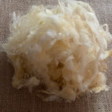 Virgin wool Flakes Natural white Filling material for pillows or cuddly toys
