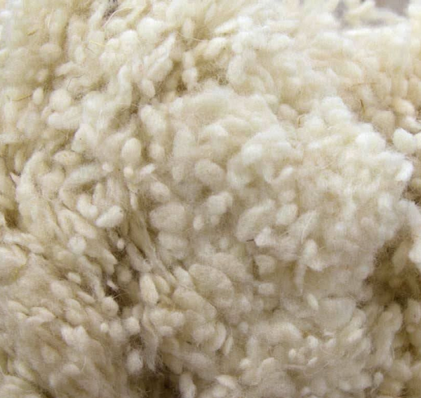 Virgin wool Small Wool Balls Natural white Filling material for pillows or cuddly toys